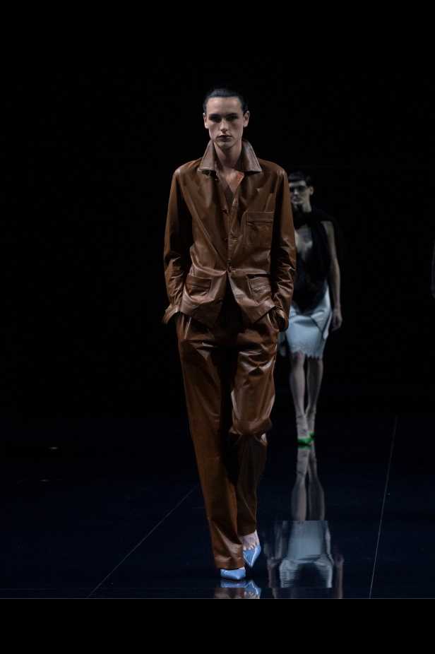 مجموعة توم فورد لربيع 2026 بين الجرأة والشاعرية