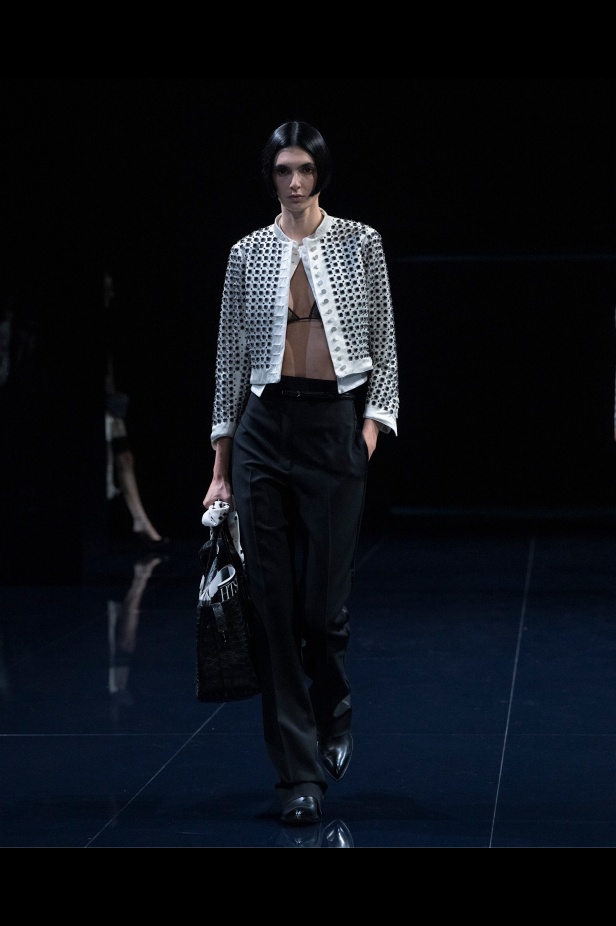 مجموعة توم فورد لربيع 2026 بين الجرأة والشاعرية