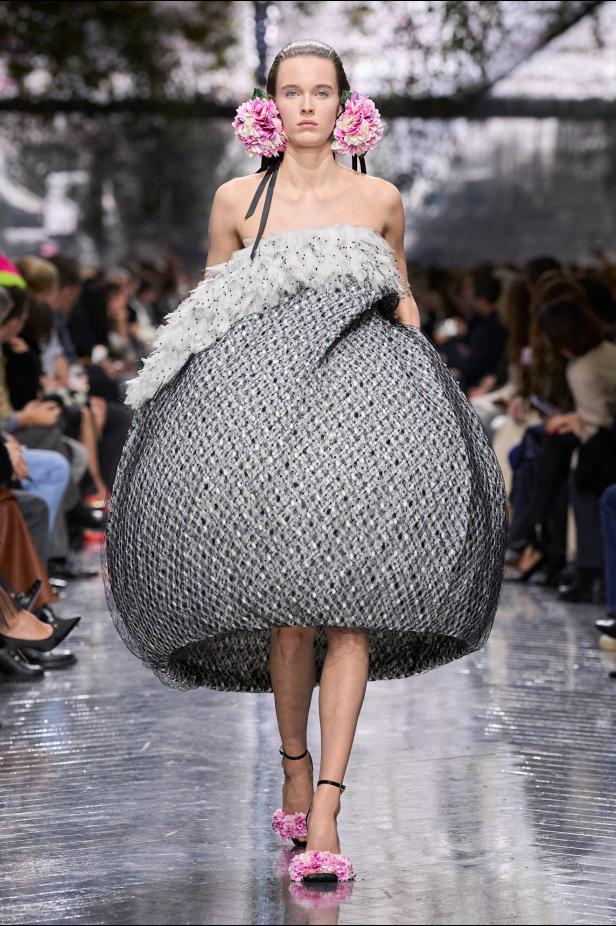 مجموعة ديور للأزياء الراقية لربيع وصيف 2026