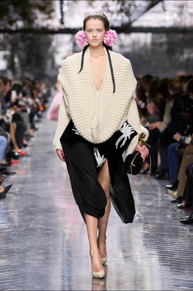 مجموعة ديور للأزياء الراقية لربيع وصيف 2026