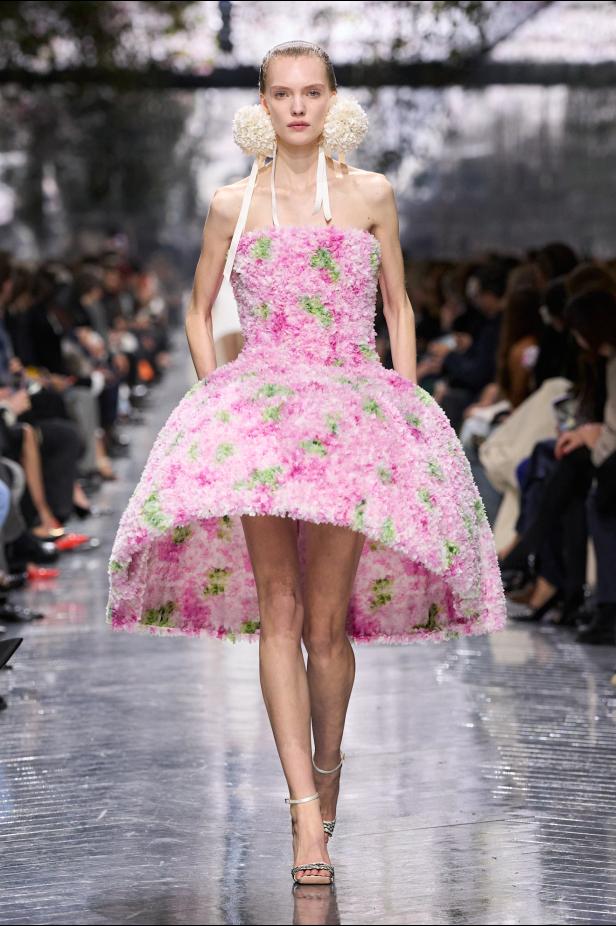 مجموعة ديور للأزياء الراقية لربيع وصيف 2026