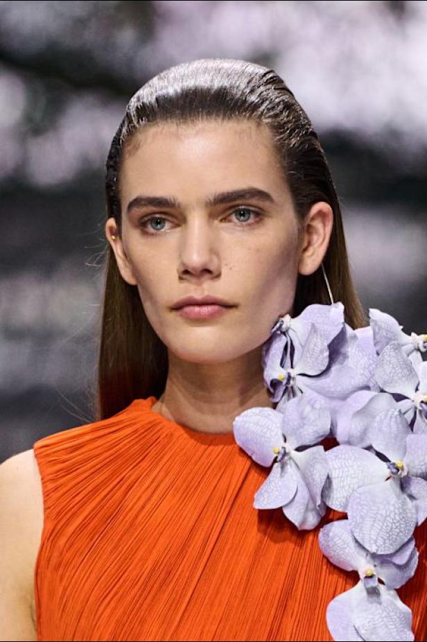 مجموعة ديور للأزياء الراقية لربيع وصيف 2026