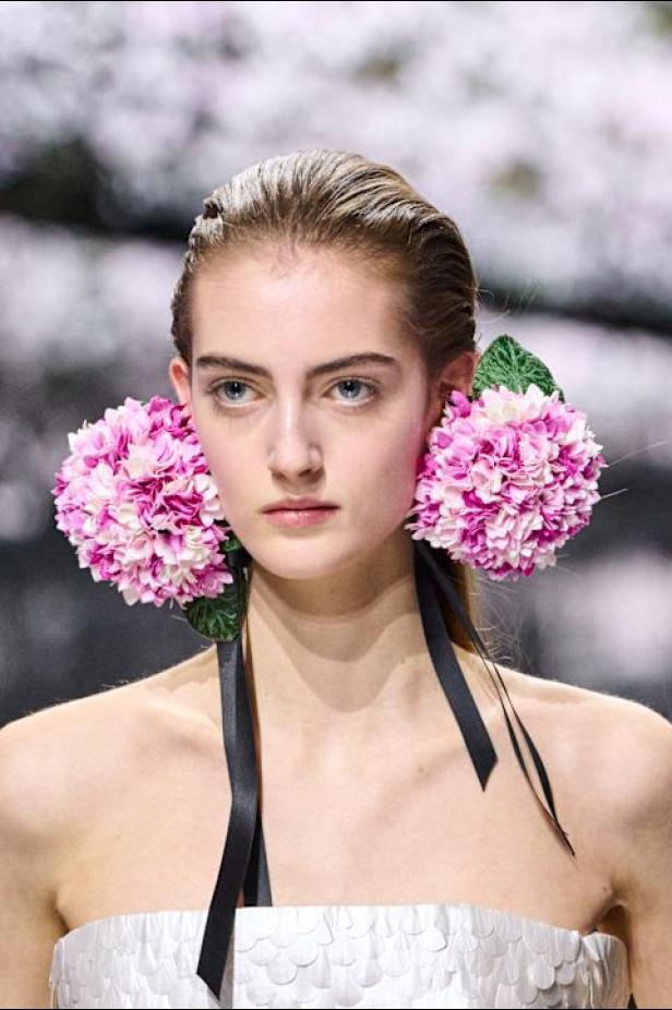 مجموعة ديور للأزياء الراقية لربيع وصيف 2026