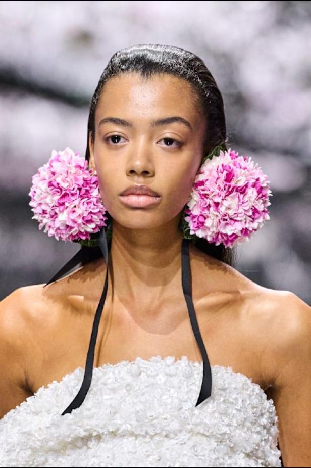 مجموعة ديور للأزياء الراقية لربيع وصيف 2026