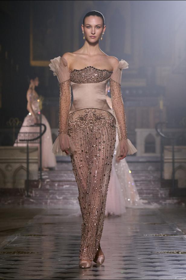 مجموعة George Hobeika للأزياء الراقية لربيع وصيف 2026