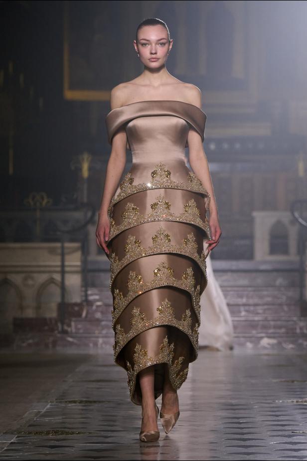 مجموعة George Hobeika للأزياء الراقية لربيع وصيف 2026