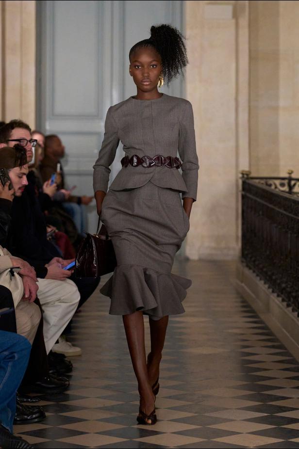 مجموعة Jacquemus لخريف وشتاء 2026 تعيد صياغة مرح الثمانينيات بأسلوب مميّز