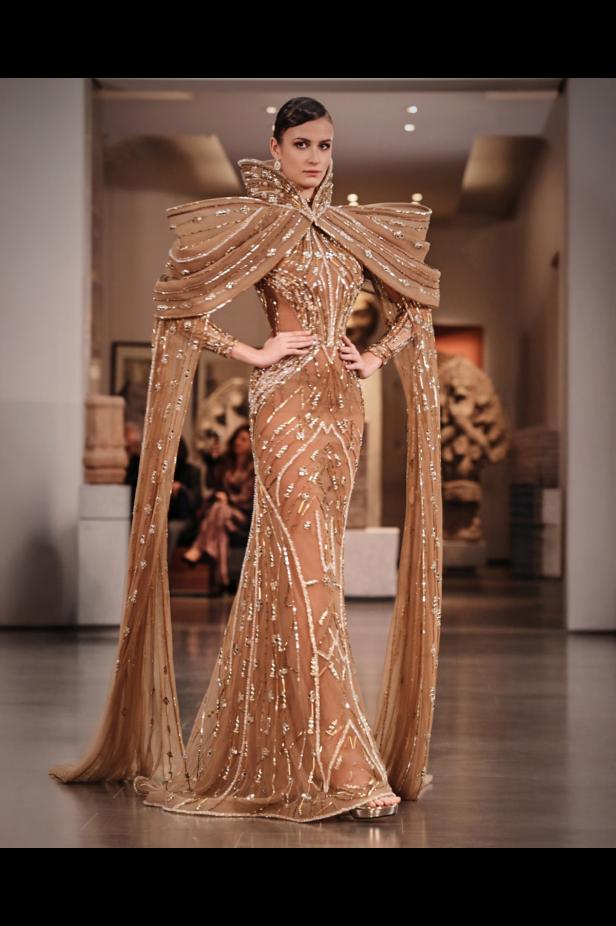 مجموعة المصممة منال عجّاج للأزياء الراقية لربيع وصيف 2026.. أنوثة المشرق وسحر الضوء 
