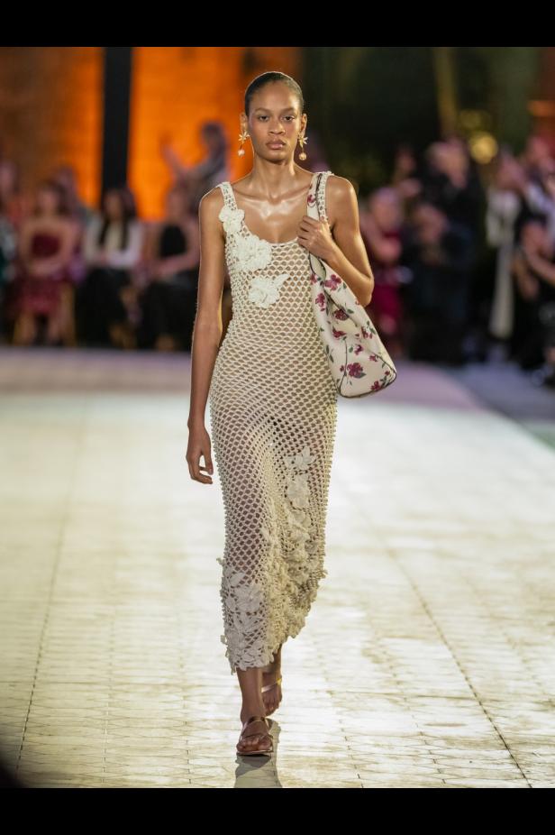 احتفالية الـ 60 عاماً لأوسكار دي لا رينتا... رحلة عاطفية إلى الجذور الدومينيكية