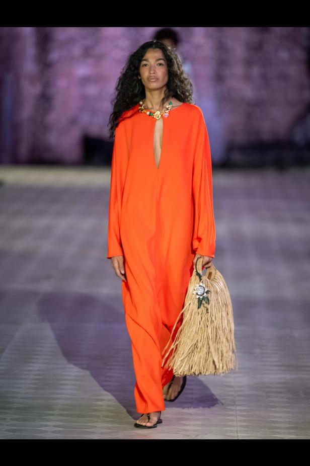 احتفالية الـ 60 عاماً لأوسكار دي لا رينتا... رحلة عاطفية إلى الجذور الدومينيكية