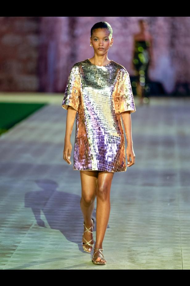 احتفالية الـ 60 عاماً لأوسكار دي لا رينتا... رحلة عاطفية إلى الجذور الدومينيكية