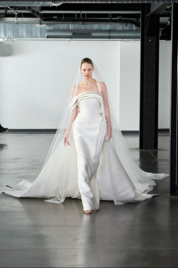 مجموعة رامي العلي للأزياء الراقية لربيع 2026... حوار بين الحركة والأنوثة العصرية