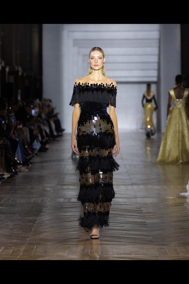 مجموعة طوني ورد للأزياء الراقية... عندما يرتدي الضوء أزياءً راقية