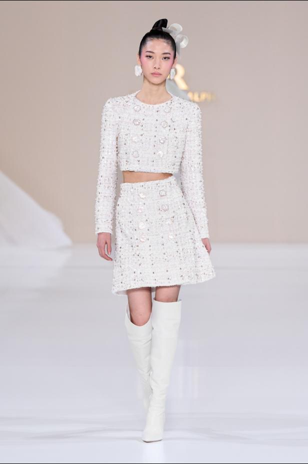 Tamara Ralph تطلق قصيدة للأناقة العصرية لموسم ربيع وصيف 2026 في مجموعة La Lumière Dorée