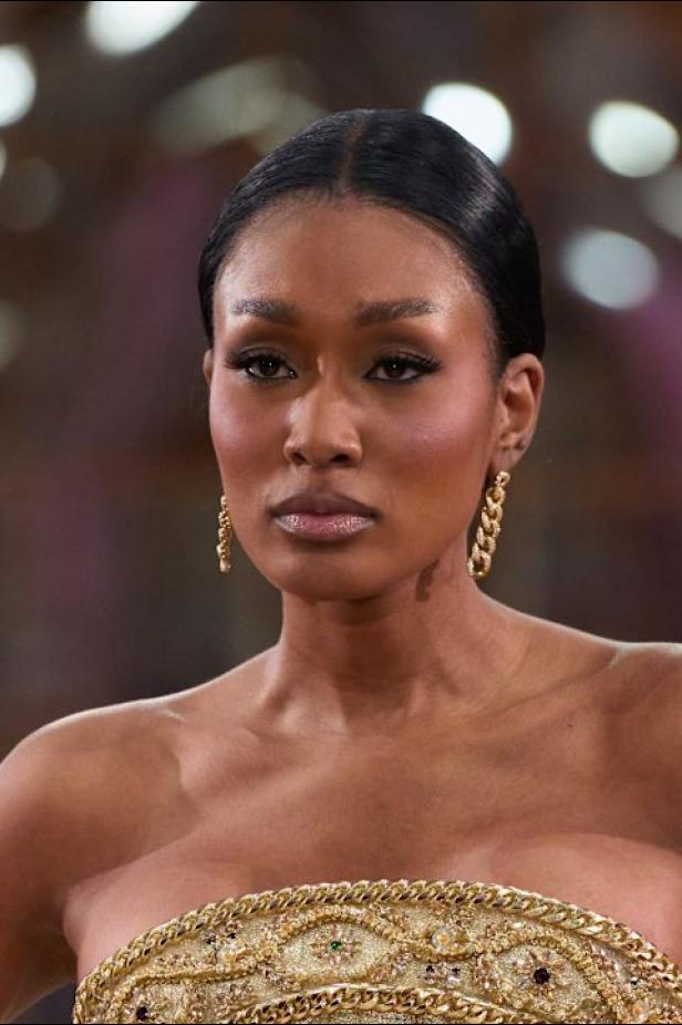 مجموعة روبير أبي نادر للأزياء الراقية 2026