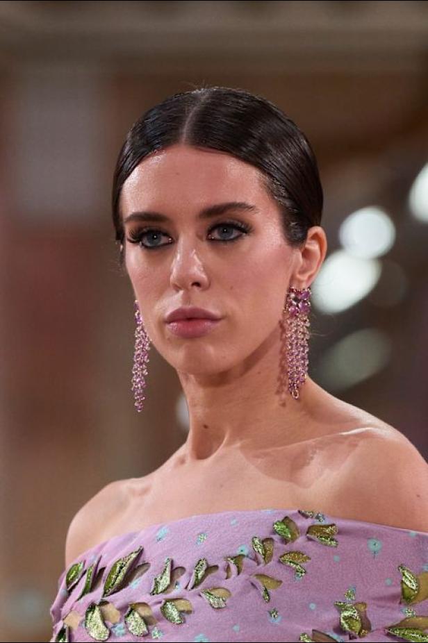 مجموعة روبير أبي نادر للأزياء الراقية 2026