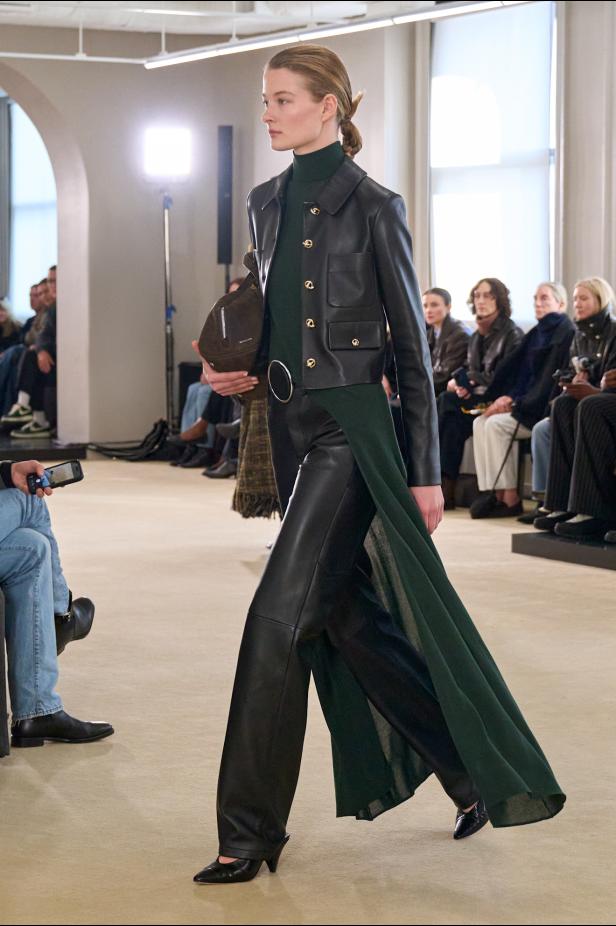 مجموعة Altuzarra لخريف وشتاء 2026