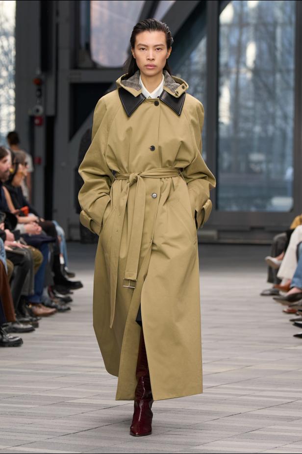 مجموعة كالفين كلاين لخريف 2026.. فن البساطة