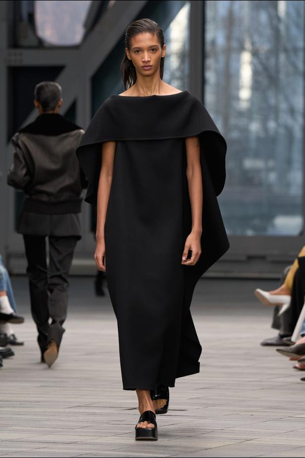 مجموعة كالفين كلاين لخريف 2026.. فن البساطة