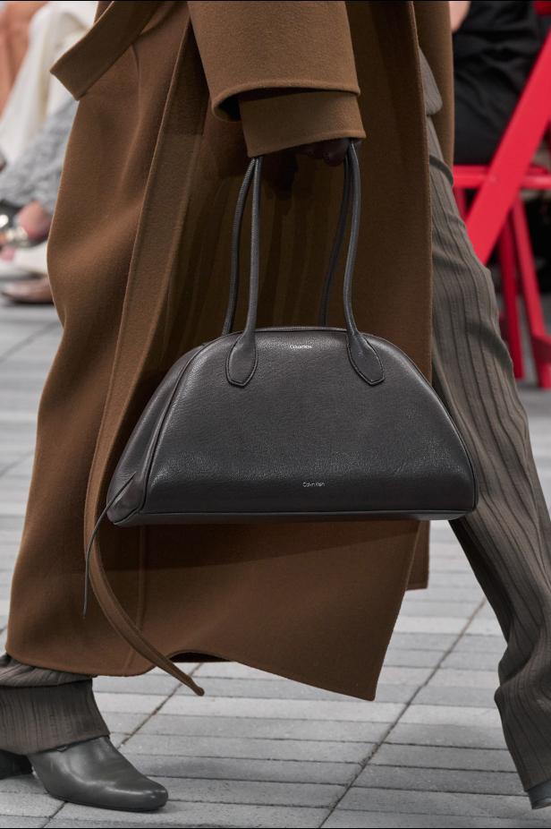 مجموعة كالفين كلاين لخريف 2026.. فن البساطة