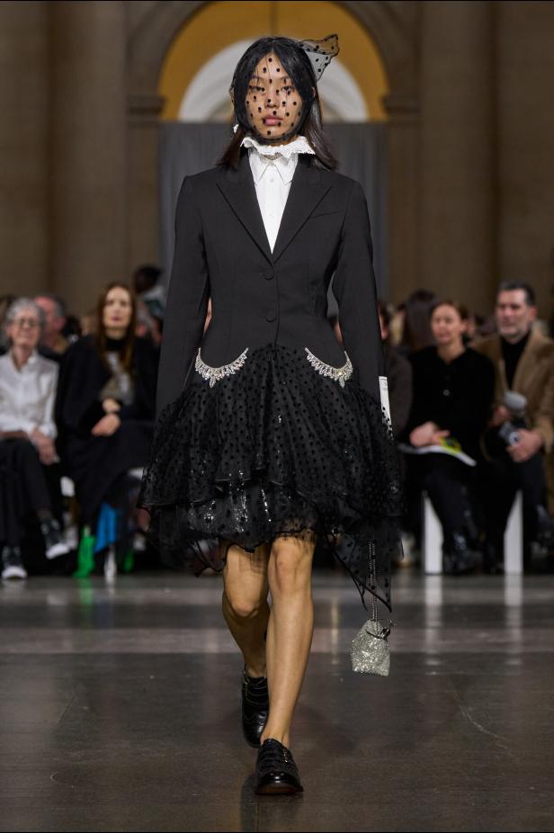 مجموعة Erdem لخريف وشتاء 2026-2027 