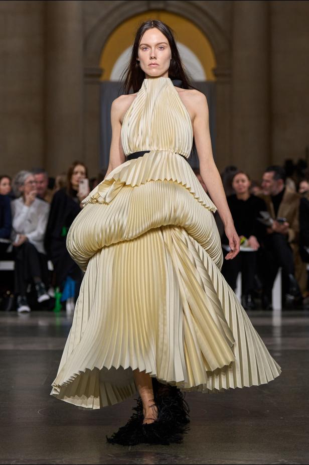 مجموعة Erdem لخريف وشتاء 2026-2027 