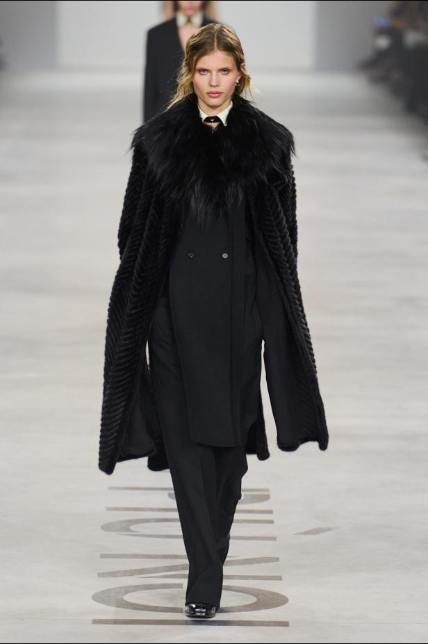 كيوري ترفع شعار "خزانة للجميع‎"‎‏ في أول عرض لها مع ‏Fendi‏ لموسم خريف 2026‏