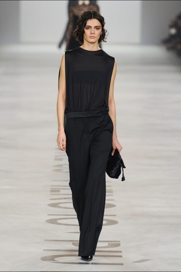 كيوري ترفع شعار "خزانة للجميع‎"‎‏ في أول عرض لها مع ‏Fendi‏ لموسم خريف 2026‏