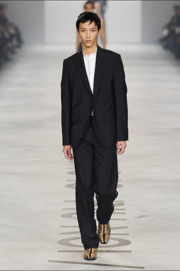 كيوري ترفع شعار "خزانة للجميع‎"‎‏ في أول عرض لها مع ‏Fendi‏ لموسم خريف 2026‏