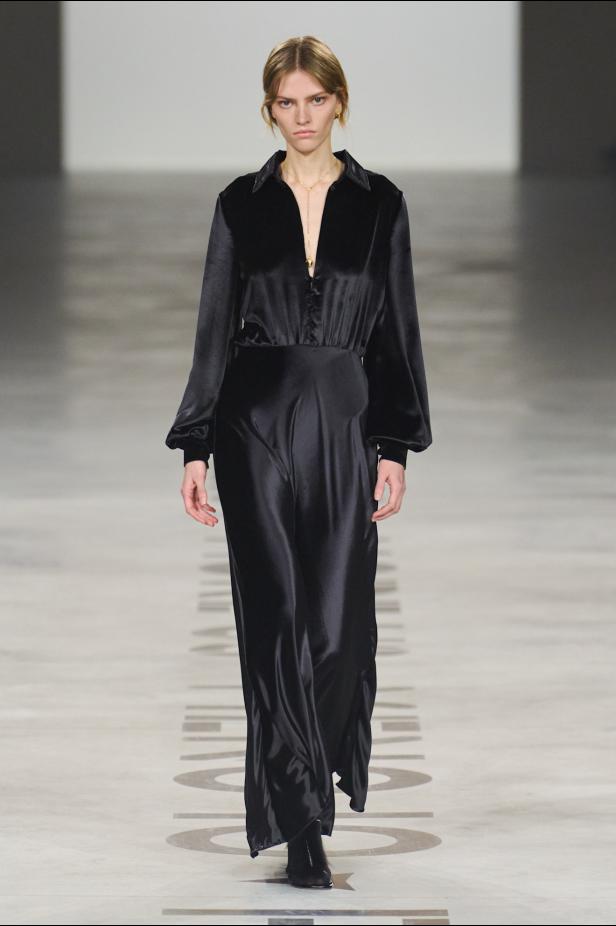 كيوري ترفع شعار "خزانة للجميع‎"‎‏ في أول عرض لها مع ‏Fendi‏ لموسم خريف 2026‏