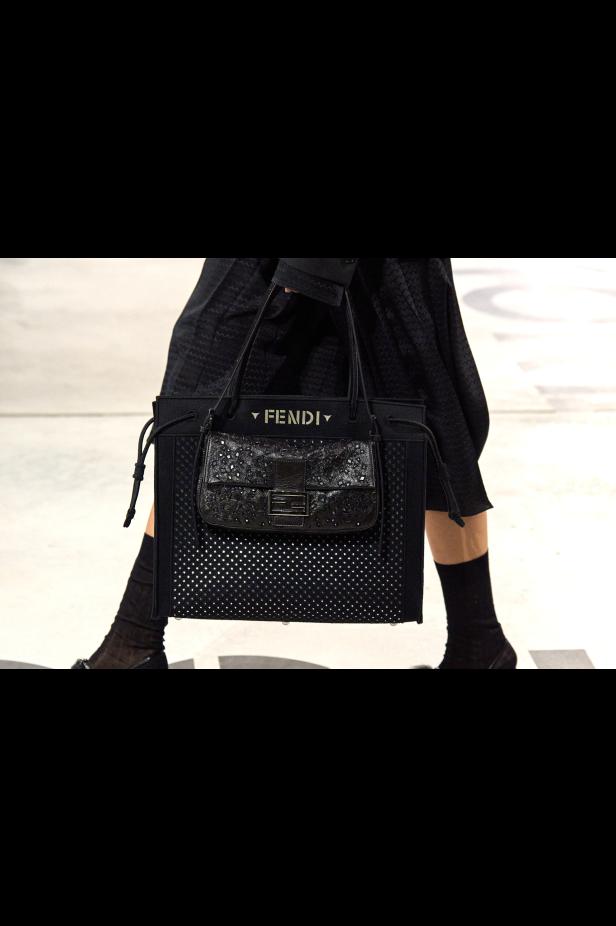 كيوري ترفع شعار "خزانة للجميع‎"‎‏ في أول عرض لها مع ‏Fendi‏ لموسم خريف 2026‏