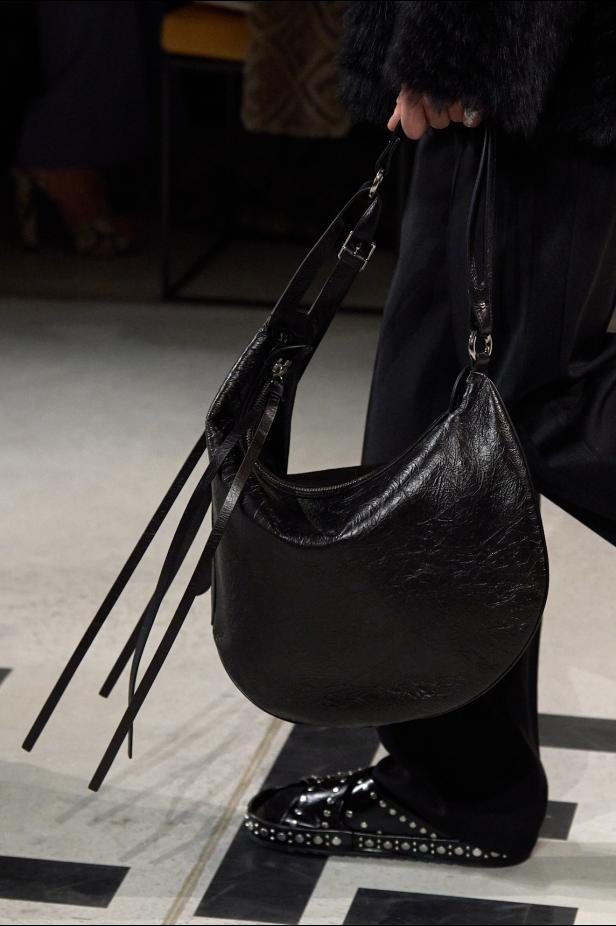 كيوري ترفع شعار "خزانة للجميع‎"‎‏ في أول عرض لها مع ‏Fendi‏ لموسم خريف 2026‏