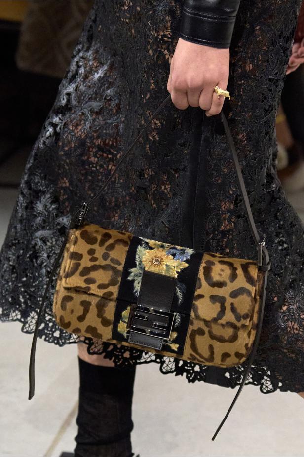 كيوري ترفع شعار "خزانة للجميع‎"‎‏ في أول عرض لها مع ‏Fendi‏ لموسم خريف 2026‏