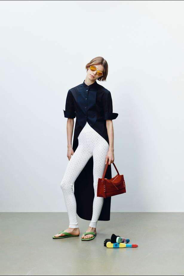 مجموعة JW Anderson تجربة فنية متكاملة