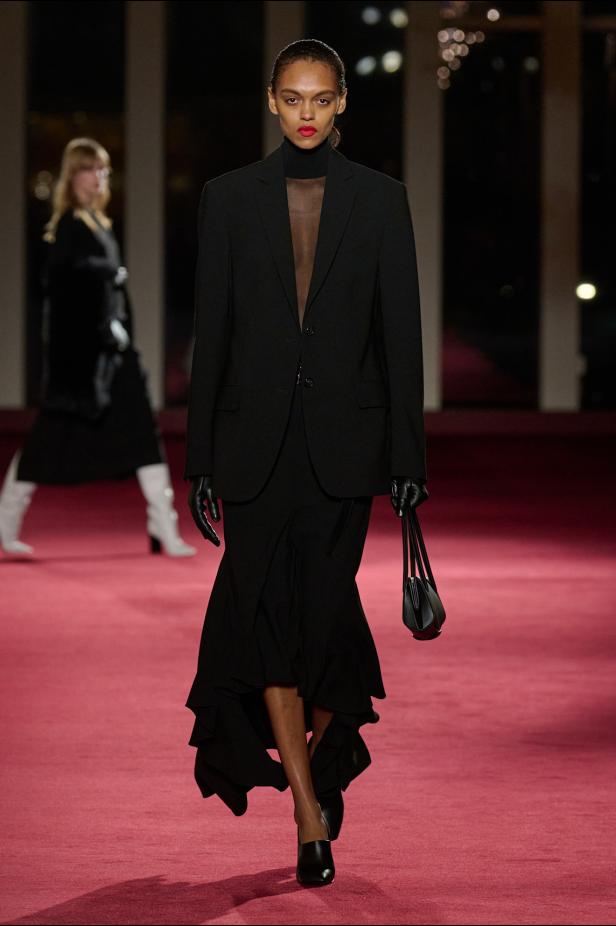 مجموعة Michael Kors لخريف وشتاء 2026-2027