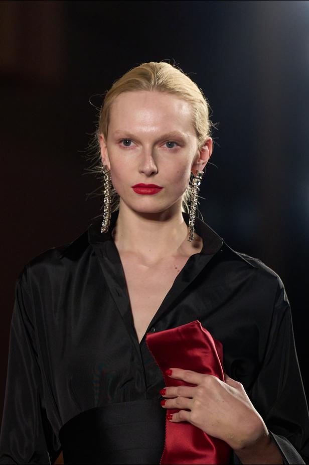 مايكل كورس يُتوّج 45 عاماً من السحر النيويوركي في عرض أزياء خريف 2026‏