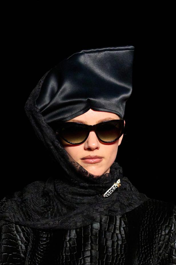 مجموعة لاكوان سميث لخريف 2026 للمرأة الغامضة والقوية