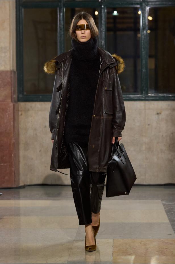 فن الأناقة المُستعجلة في مجموعة MM6 Maison Margiela خريف و شتاء 2026 للملابس الجاهزة