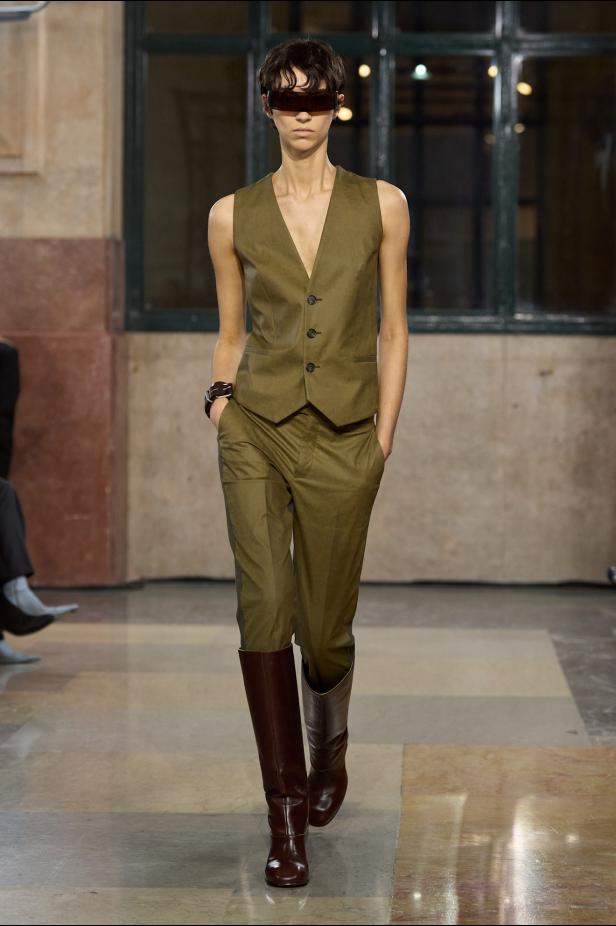 فن الأناقة المُستعجلة في مجموعة MM6 Maison Margiela خريف و شتاء 2026 للملابس الجاهزة