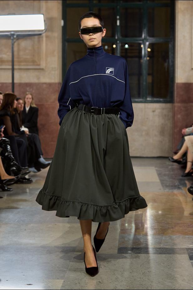 فن الأناقة المُستعجلة في مجموعة MM6 Maison Margiela خريف و شتاء 2026 للملابس الجاهزة