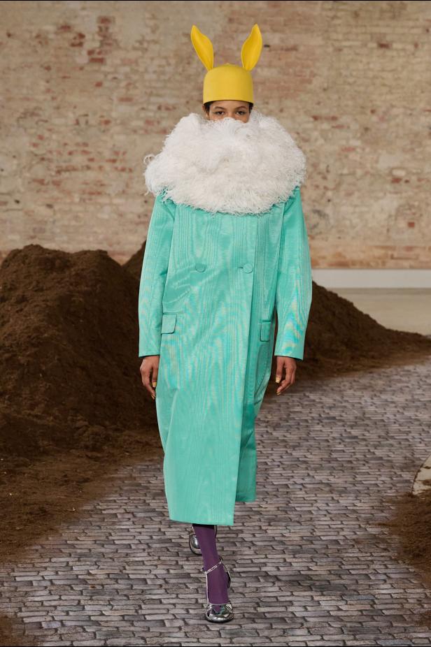 مجموعة موسكينو لخريف وشتاء 2026... رحلة حالمة من ميلانو إلى الأرجنتين‏