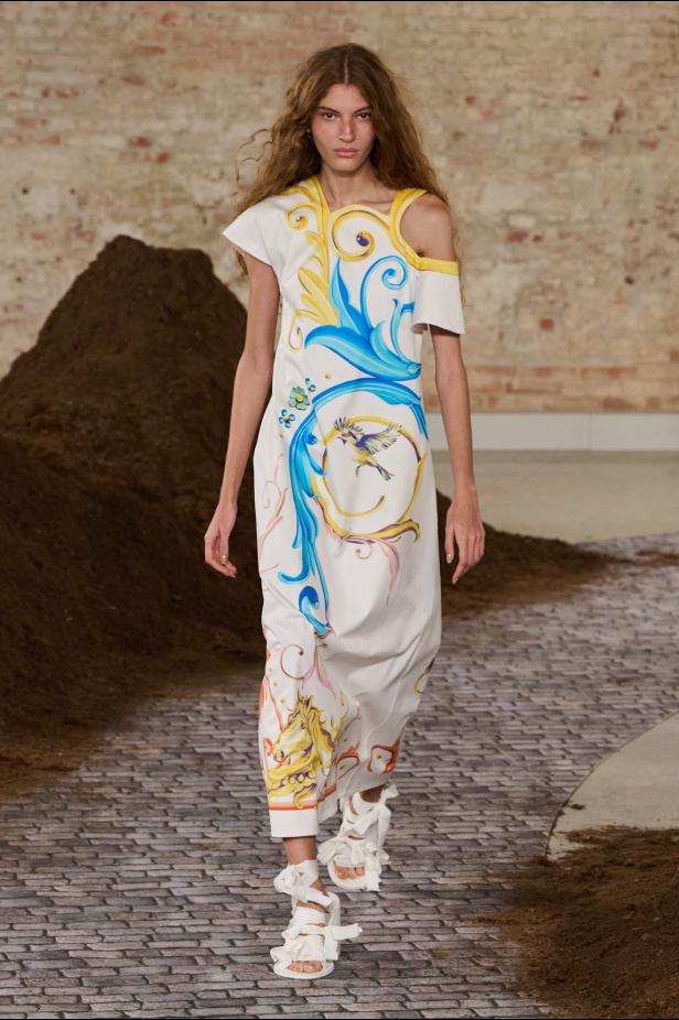 مجموعة موسكينو لخريف وشتاء 2026... رحلة حالمة من ميلانو إلى الأرجنتين‏