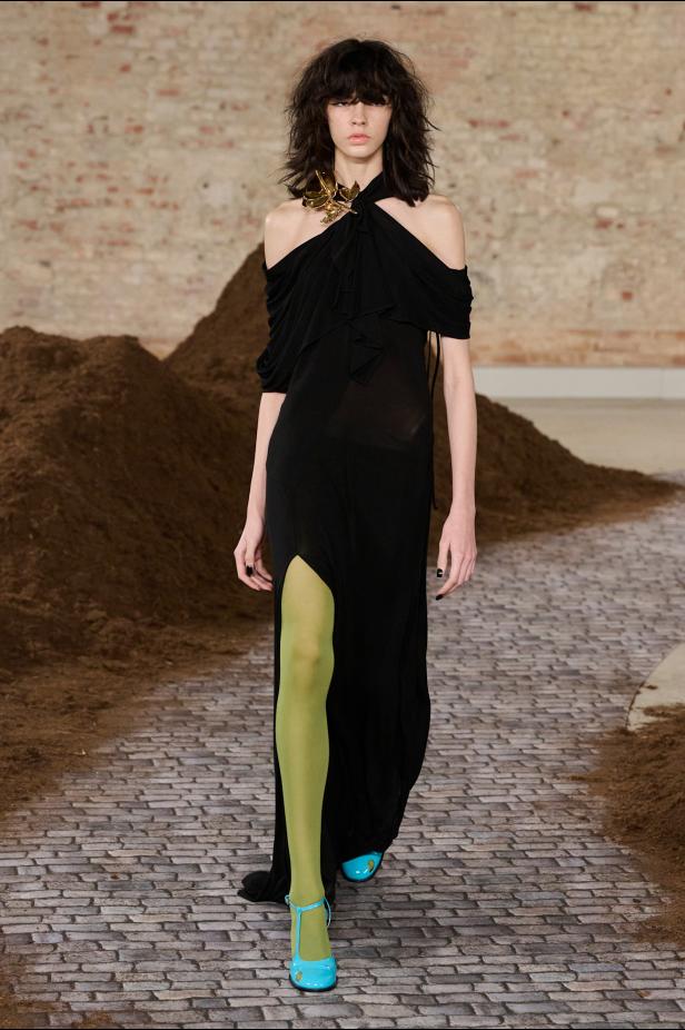 مجموعة موسكينو لخريف وشتاء 2026... رحلة حالمة من ميلانو إلى الأرجنتين‏