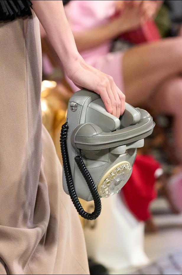 مجموعة موسكينو لخريف وشتاء 2026... رحلة حالمة من ميلانو إلى الأرجنتين‏