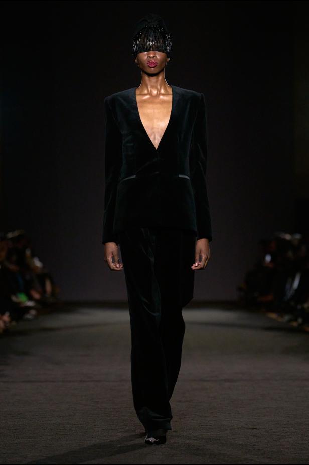 حكاية الأمل العابر للحدود في مجموعة Prabal Gurung خريف و شتاء 2026 للملابس الجاهزة