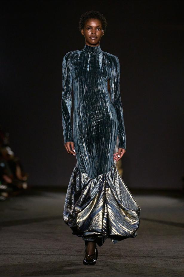 حكاية الأمل العابر للحدود في مجموعة Prabal Gurung خريف و شتاء 2026 للملابس الجاهزة