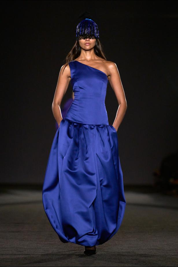 حكاية الأمل العابر للحدود في مجموعة Prabal Gurung خريف و شتاء 2026 للملابس الجاهزة