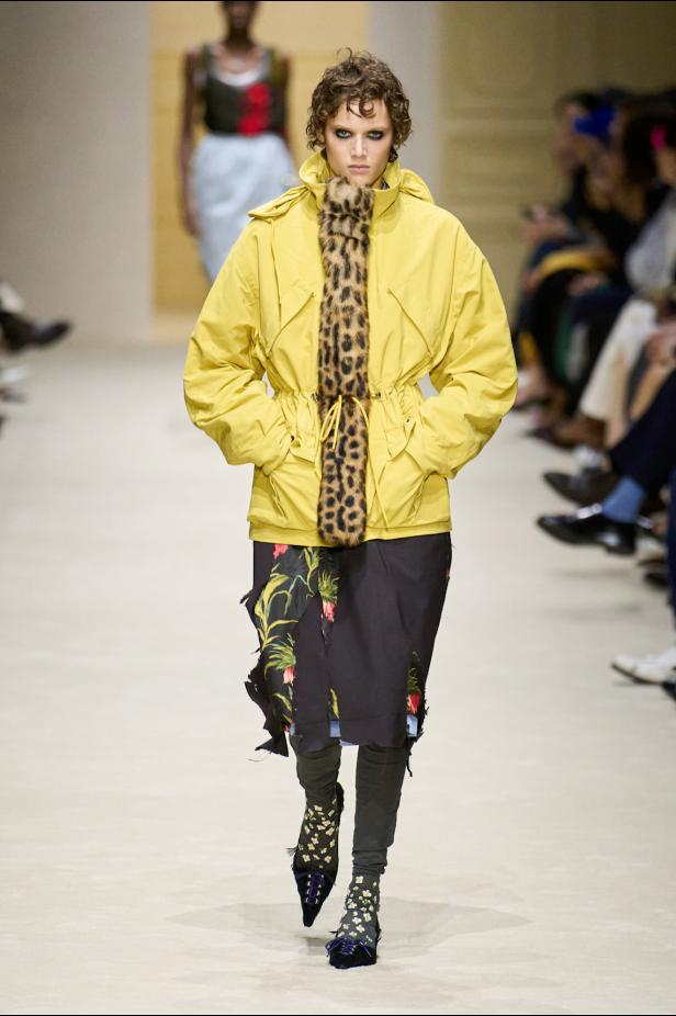 مجموعة ‏Prada‏ ‏لخريف 2026 وقوّة فن التنسيق الحرّ