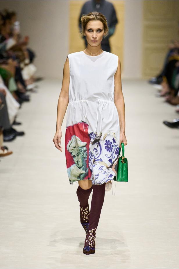 مجموعة ‏Prada‏ ‏لخريف 2026 وقوّة فن التنسيق الحرّ