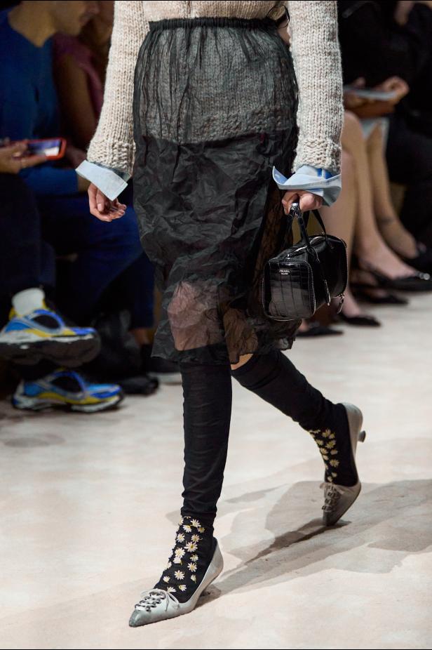 مجموعة ‏Prada‏ ‏لخريف 2026 وقوّة فن التنسيق الحرّ